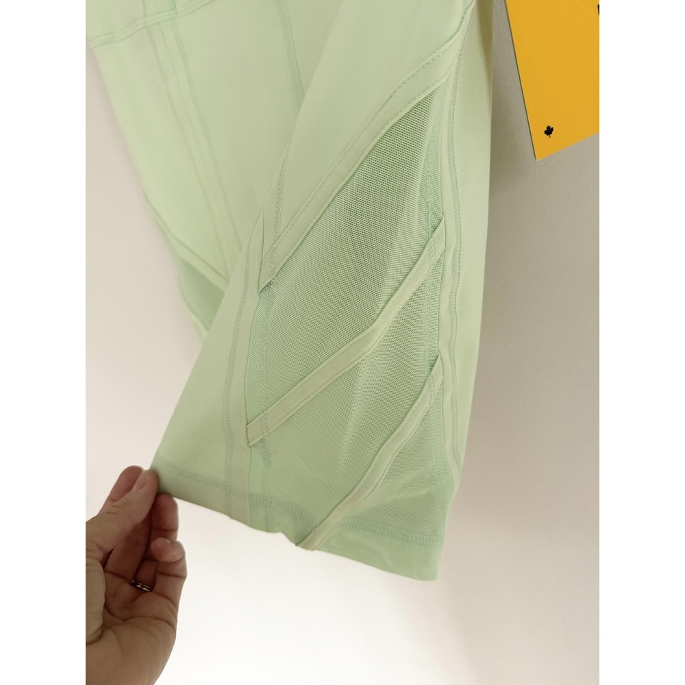 Lole Women's Light Green High Waisted Mesh Panel Bike Shorts NWT Large - Picture 6 of 9